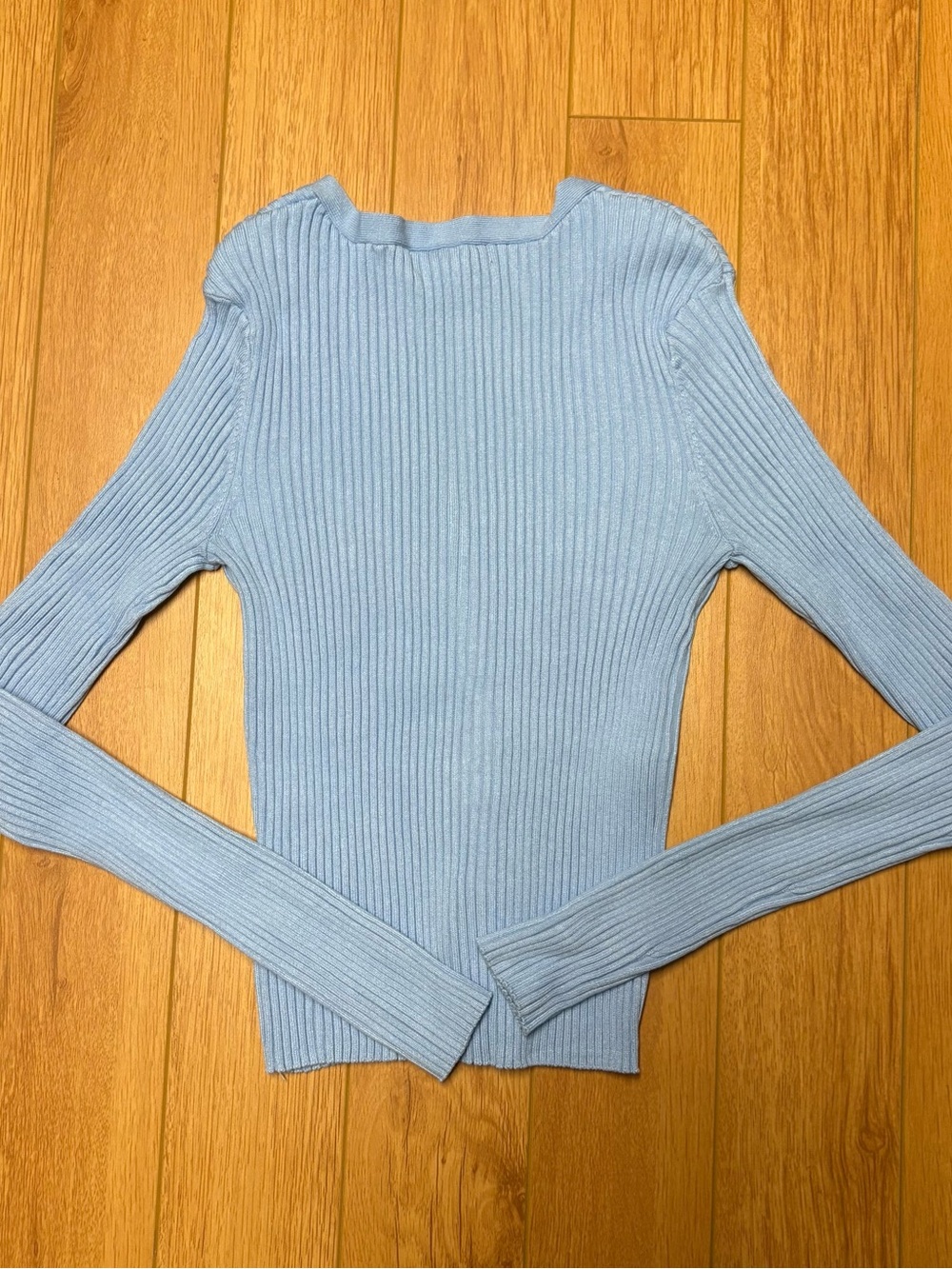 H&M Powder Blue Ribbed V-Neck Button-Up Cardigan - Picture 2 of 3